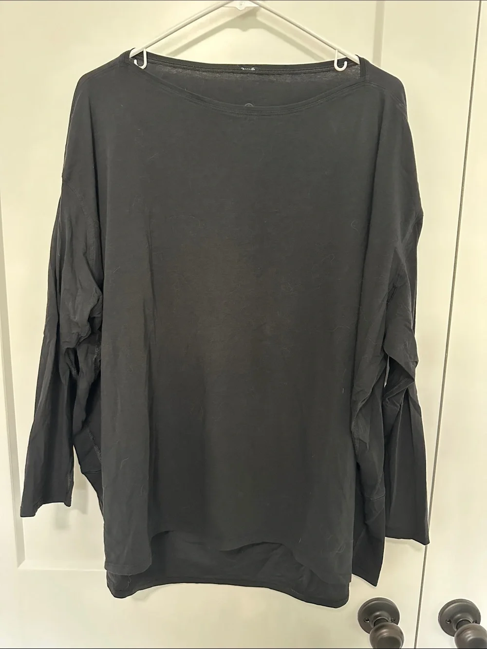 lululemon athletica Black Long Sleeve Lightweight Back in Action Top
